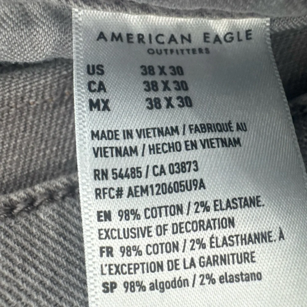 American Eagle “AirFlex+” Slim Straight Jeans – Grey Wash – Men’s 38x30